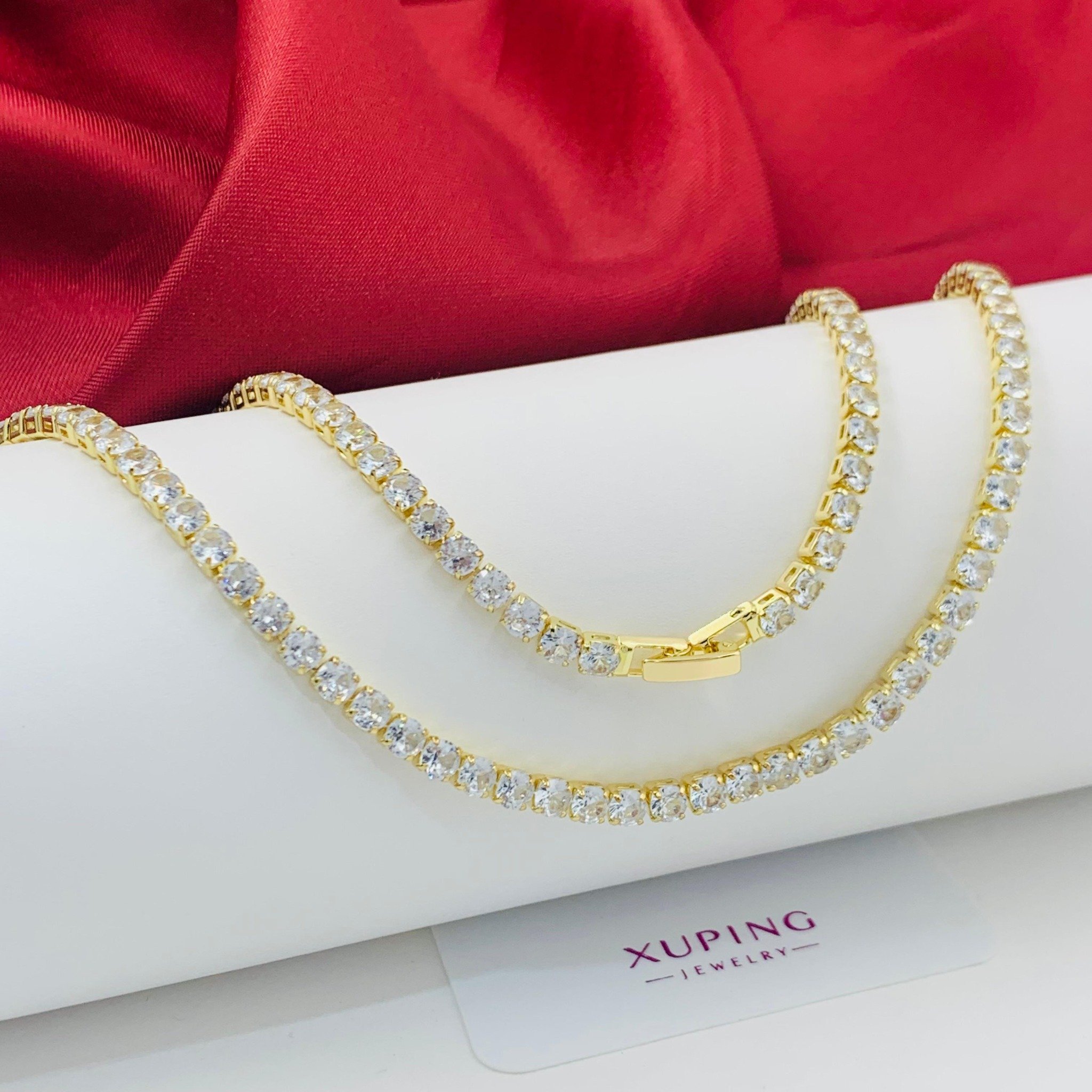 CADENA EN RODIO GEMAS BLANCAS