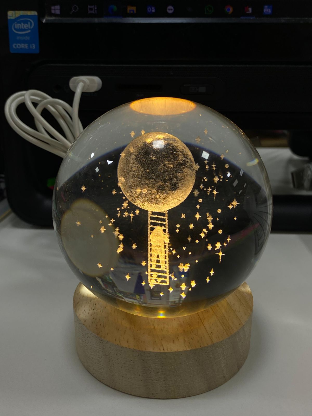 ESFERA LED MINI (DISEÑO AL AZAR)